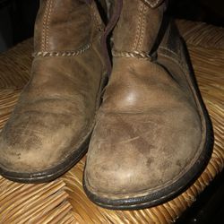 Ugg Boots Size 6 Womens 