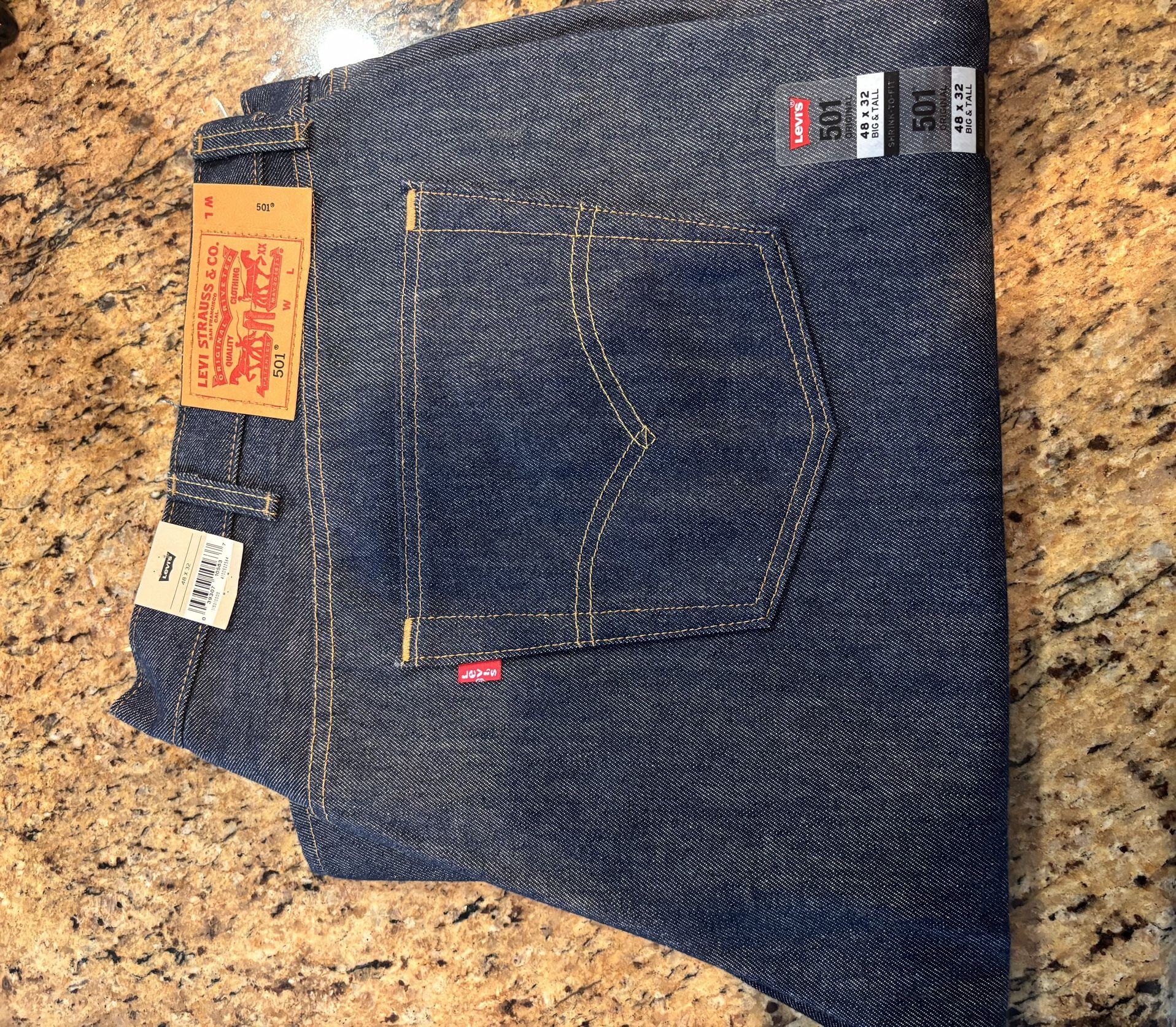 Levis