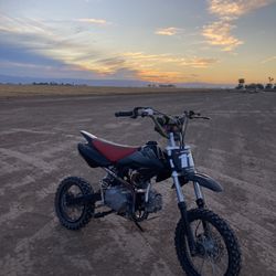 custom made 125cc pitbike