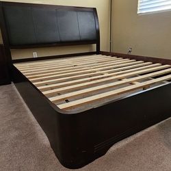 California King Bedroom Bed Set Dresser & Nightstands