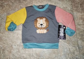 Quad seven baby boy lion 🦁 sweater new