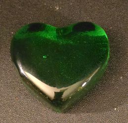 Green glass pocket heart/worry stone/paperweight