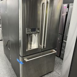 Café Stainless Steel French Door Fridge 28 Cu Ft ( Hot Water Dispenser ) 