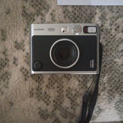 Brand New  Digital Polaroid Camera 