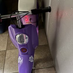 Electric Razor Great Condition