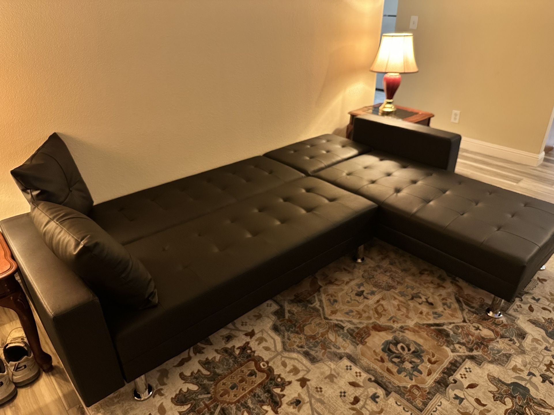 New Couch Adjustable Bed. Black Or White Leather. Free Delivery!