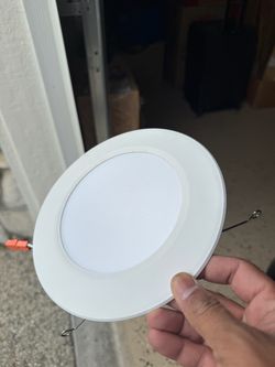 Brand new flat trim LED recessed lights 6 pack.