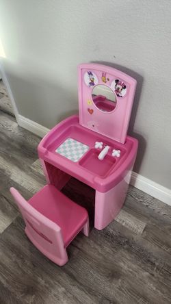 Minnie Mouse Vanity