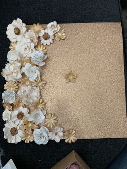 Graduation cap topper