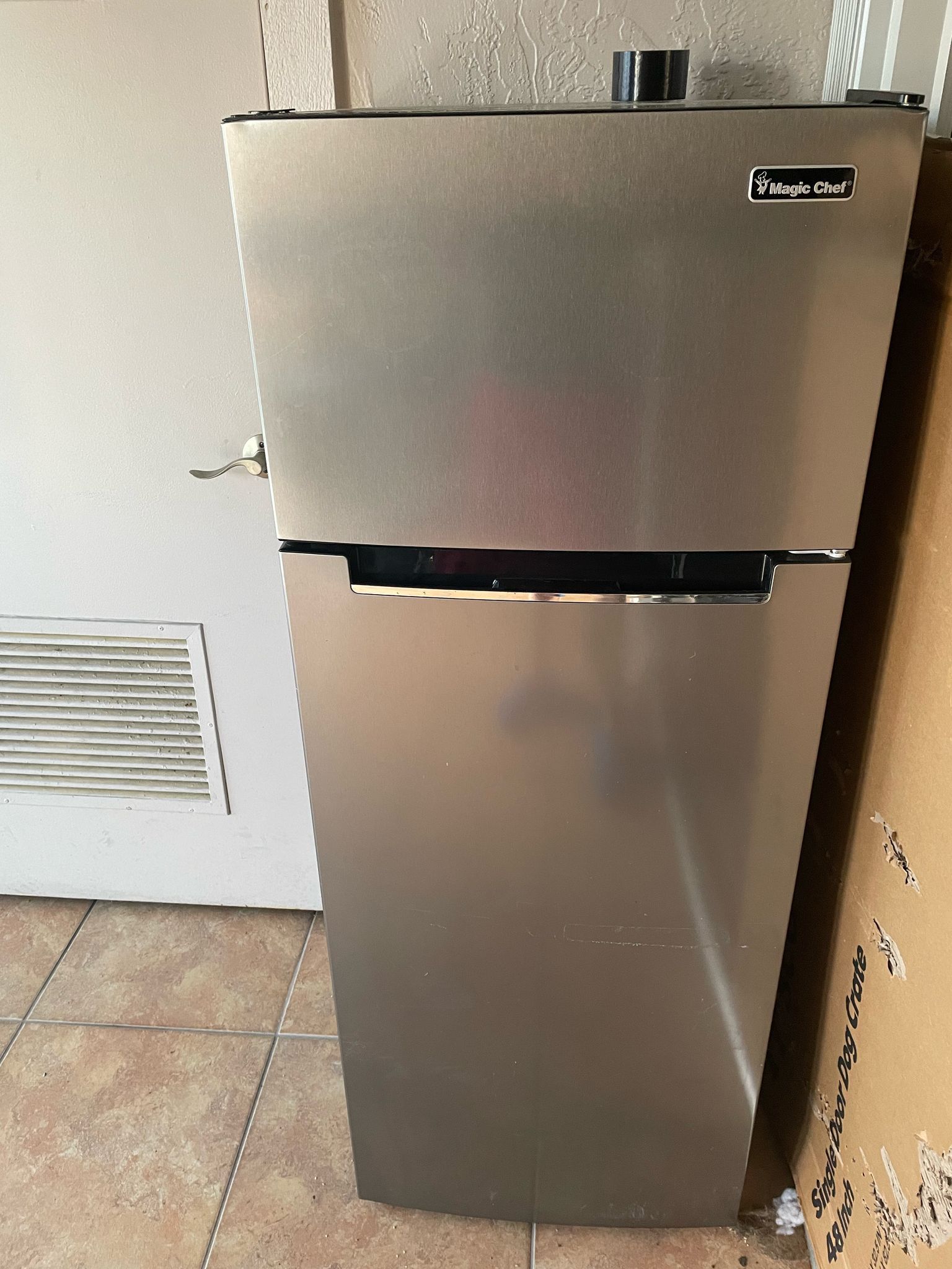 magic chef refridge