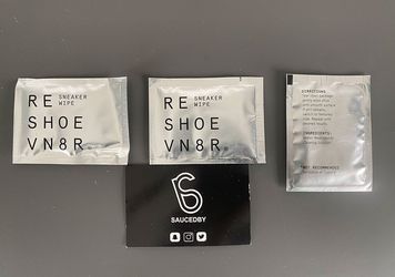 3 Sneaker Cleaning Wipes