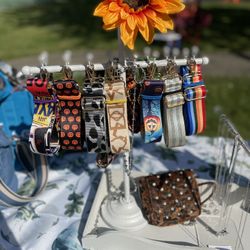 colorful totes, straps & misc items
