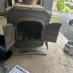 Resolute Wood Burning Stove With Piping
