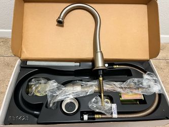 MOEN One-Handle High Arc Bar Faucet