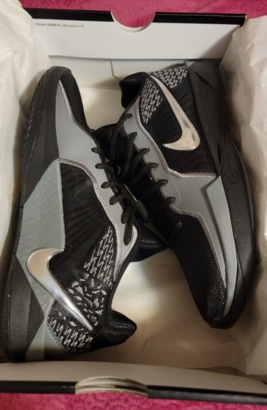 Nike Sabrina 2