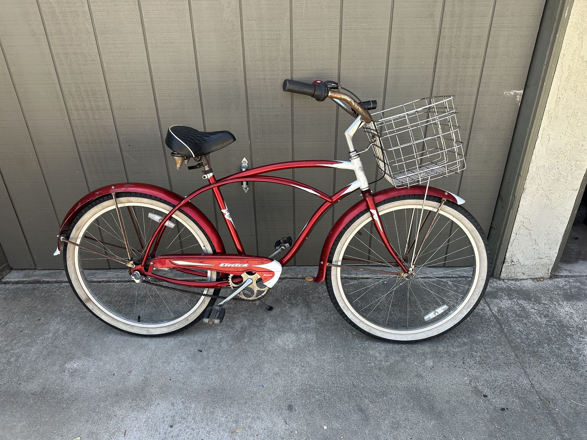 Red Beach Cruiser - 3 Speed Bike