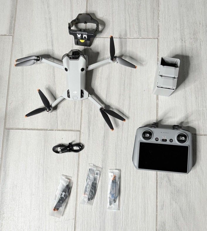 DJI Mini 4 Pro Fly More Combo + RC 2 Controller – Like New