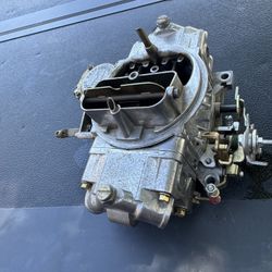 Holley 750 Carburetor 