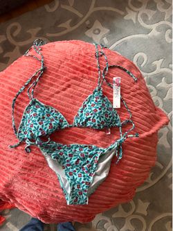 Med bikini 👙 jr size