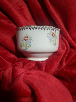 Salisbury Crown China Dish