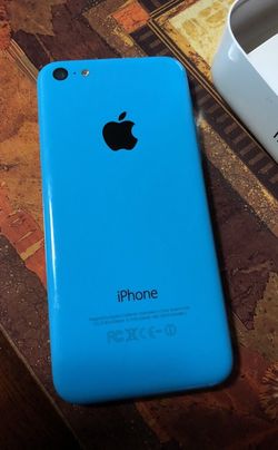 iPhone 5c sprint company , no scratches or cracks