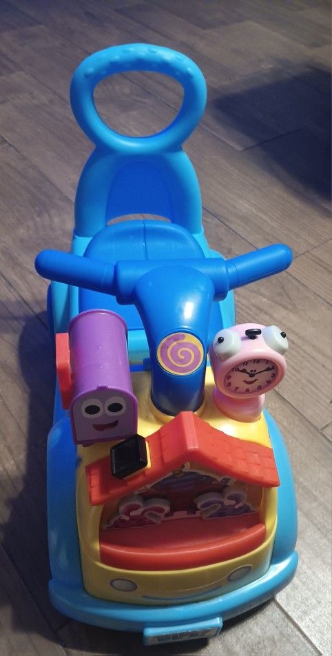 Blue Clues Toy Car Ride