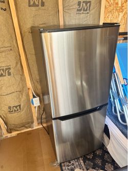 Insignia Small Refrigerator