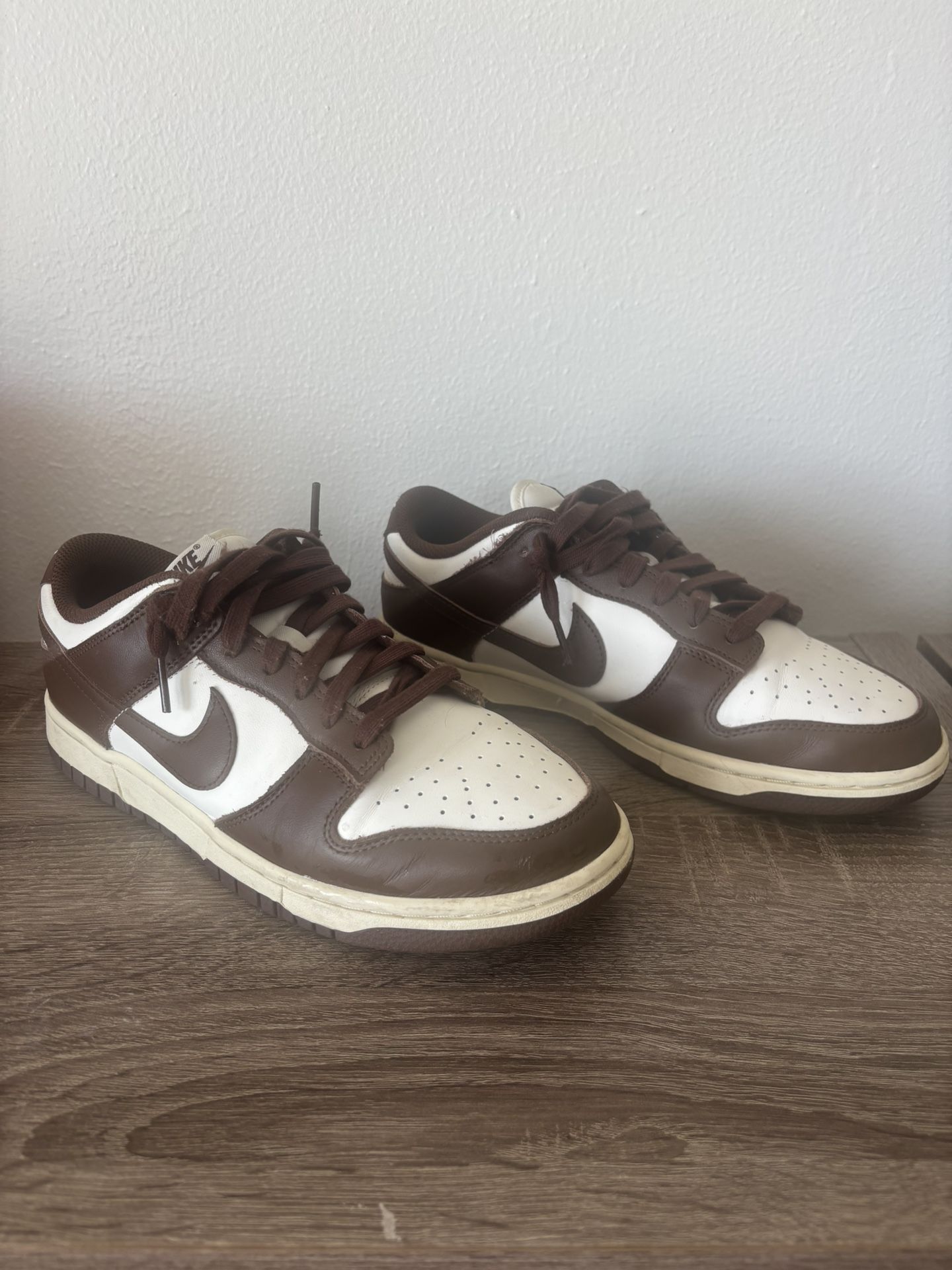 Women’s 10.5 Nike Cocoa Low Dunk Shoes