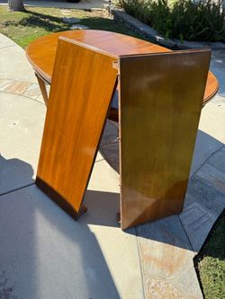 Vintage Oak Dining Table with 2 leaves