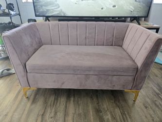 Velvet chair  with storage