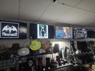 4 screen video display system