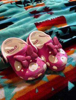 Minnie Mouse crocs toddler
