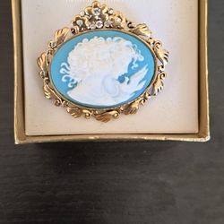Brooch