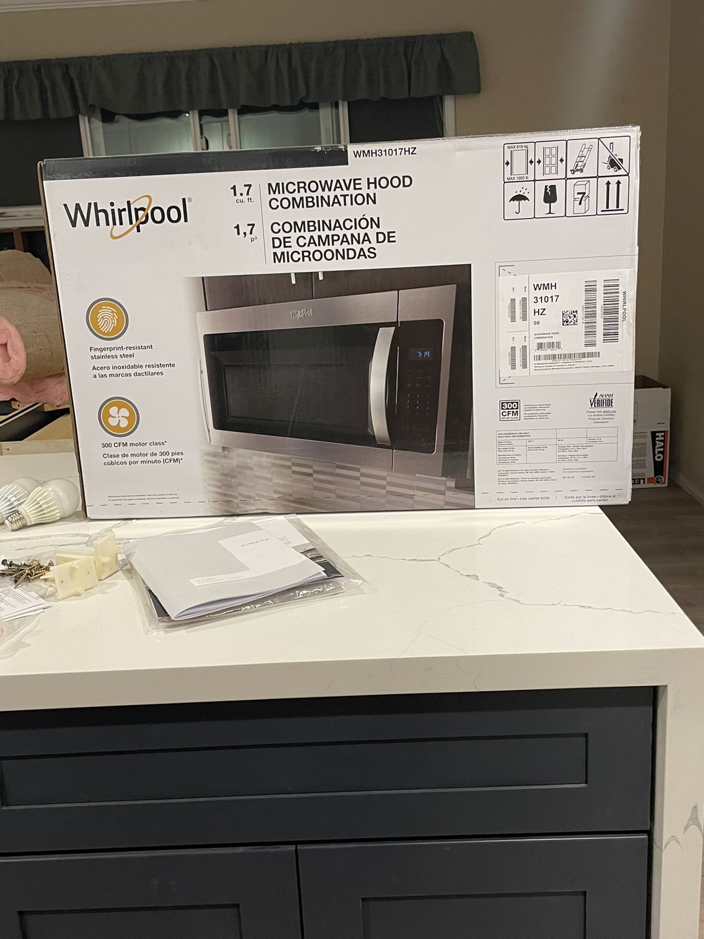Whirlpool New Microwave Hood Combination 