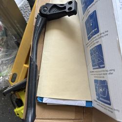 Giant brand kickstand