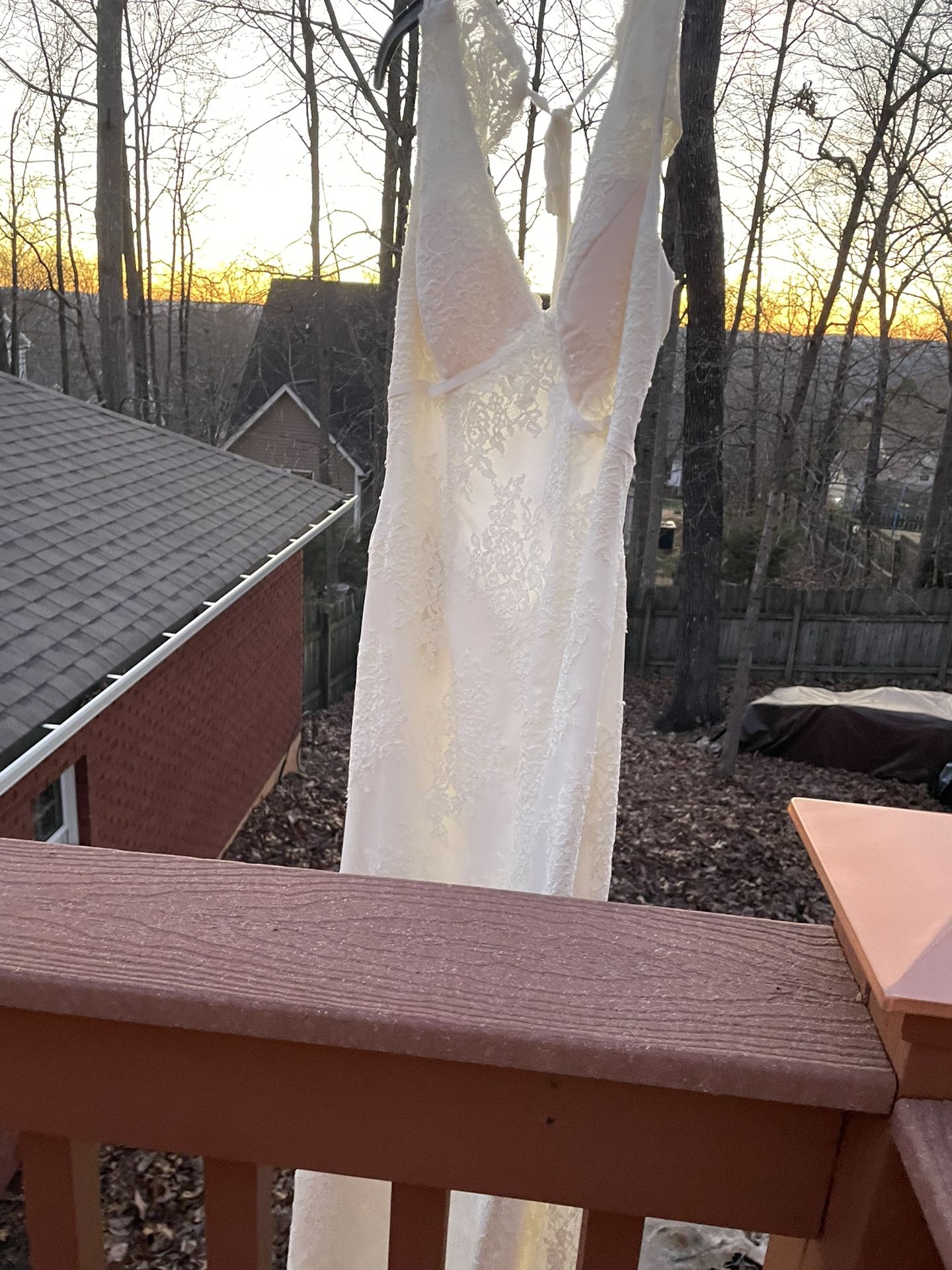 Cream Lace Galina Wedding Dress Size 10