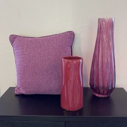 Target Pillow, Vases