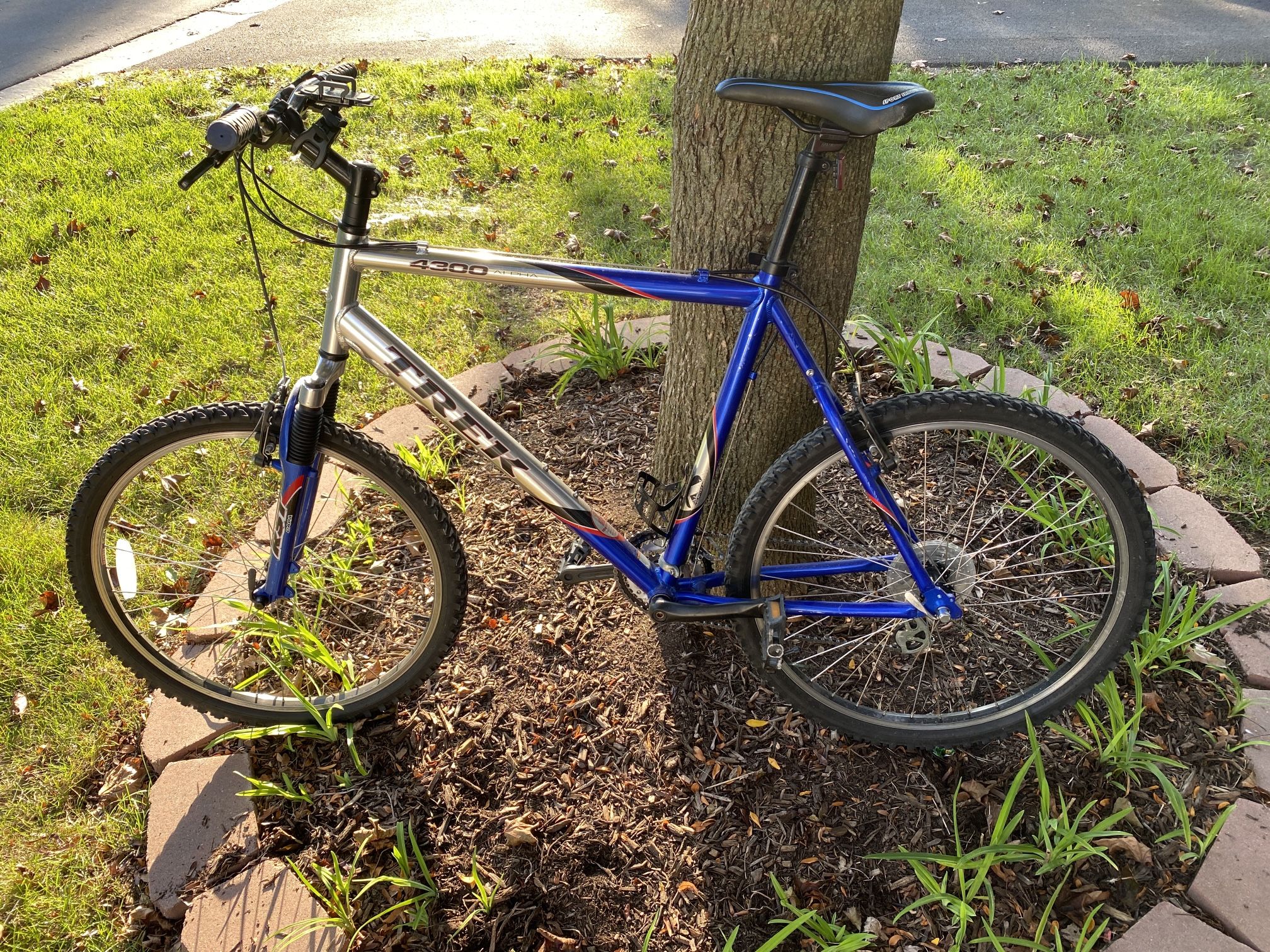 Trek 4300