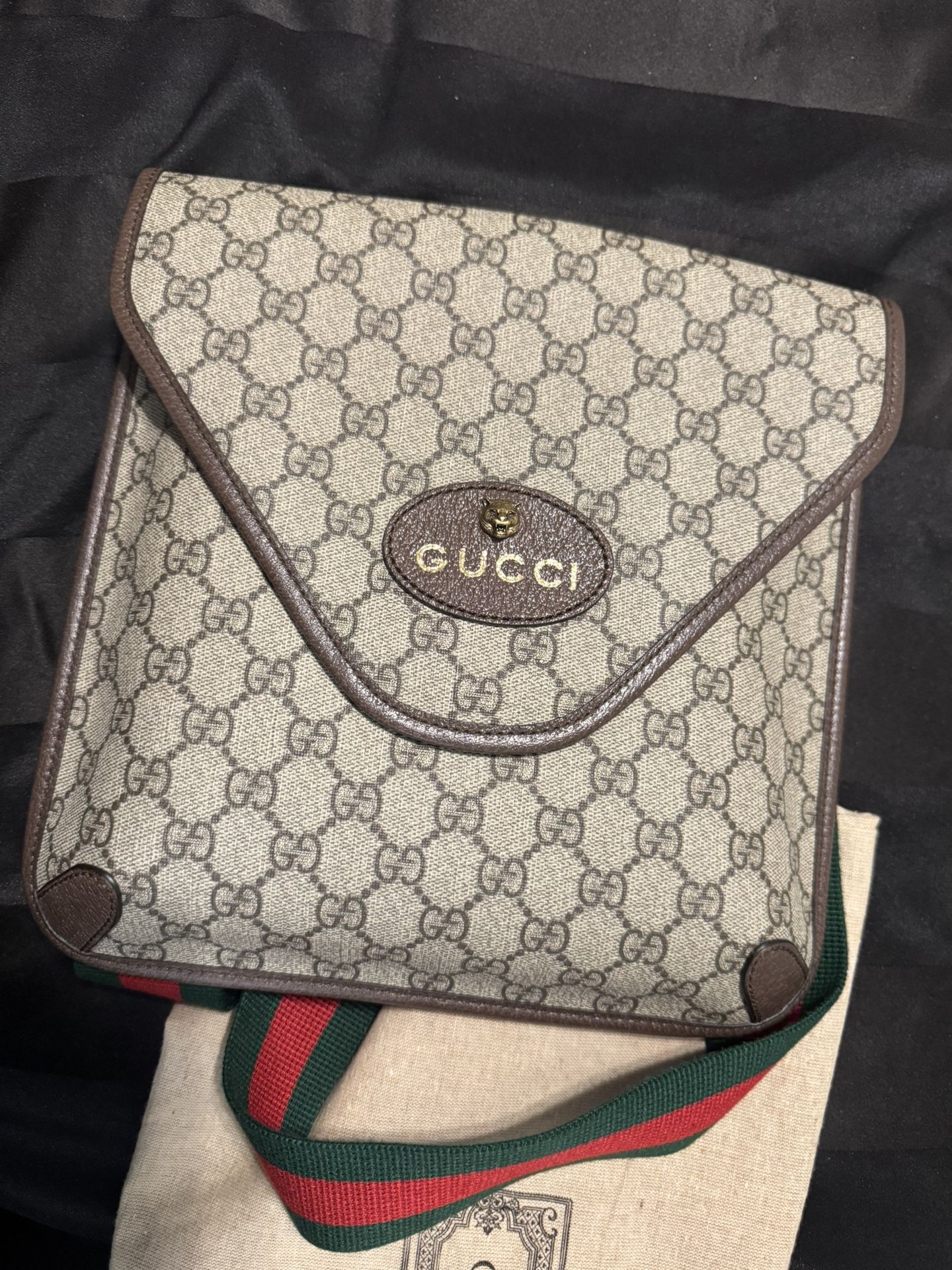 Gucci Messenger Bag