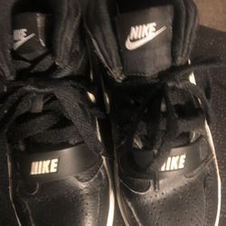 NIKE JORDAN Sneakers Black &White Size 11C