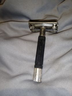 In 1940 Vintage Dorko  Razor