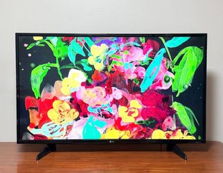 Working 43 Inch LG Smart 4K UHD TV Television No Remote