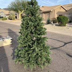 7 1/2 Ft Christmas Tree