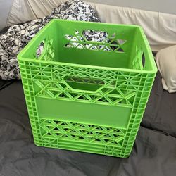 one new lime green heavy duty super crate ideal for 12” vinyls records