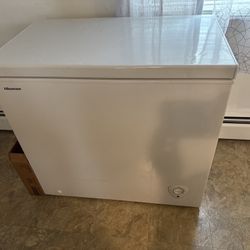 Hiesense Deep Freezer 