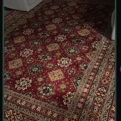 Gently Used Turkish Silk Carpets – 12m & 9m