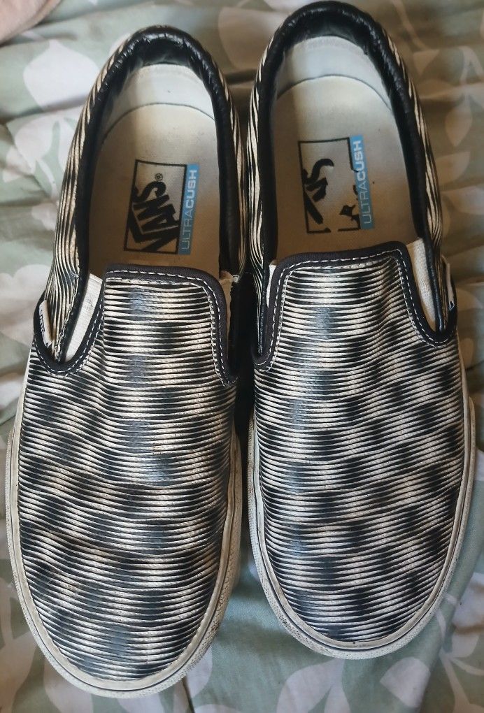 Vans Monochrome Striped Slip-On Sneakers