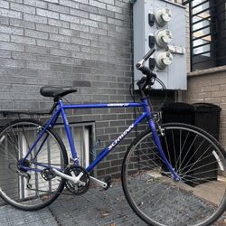 Schiwinn Hybrid Road Bike 