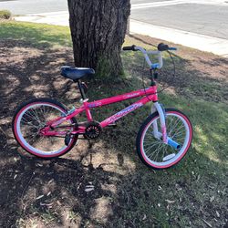 Girls bike