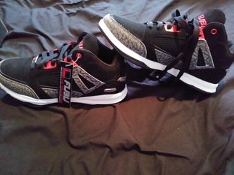 Fubu size 8 shoes new in box